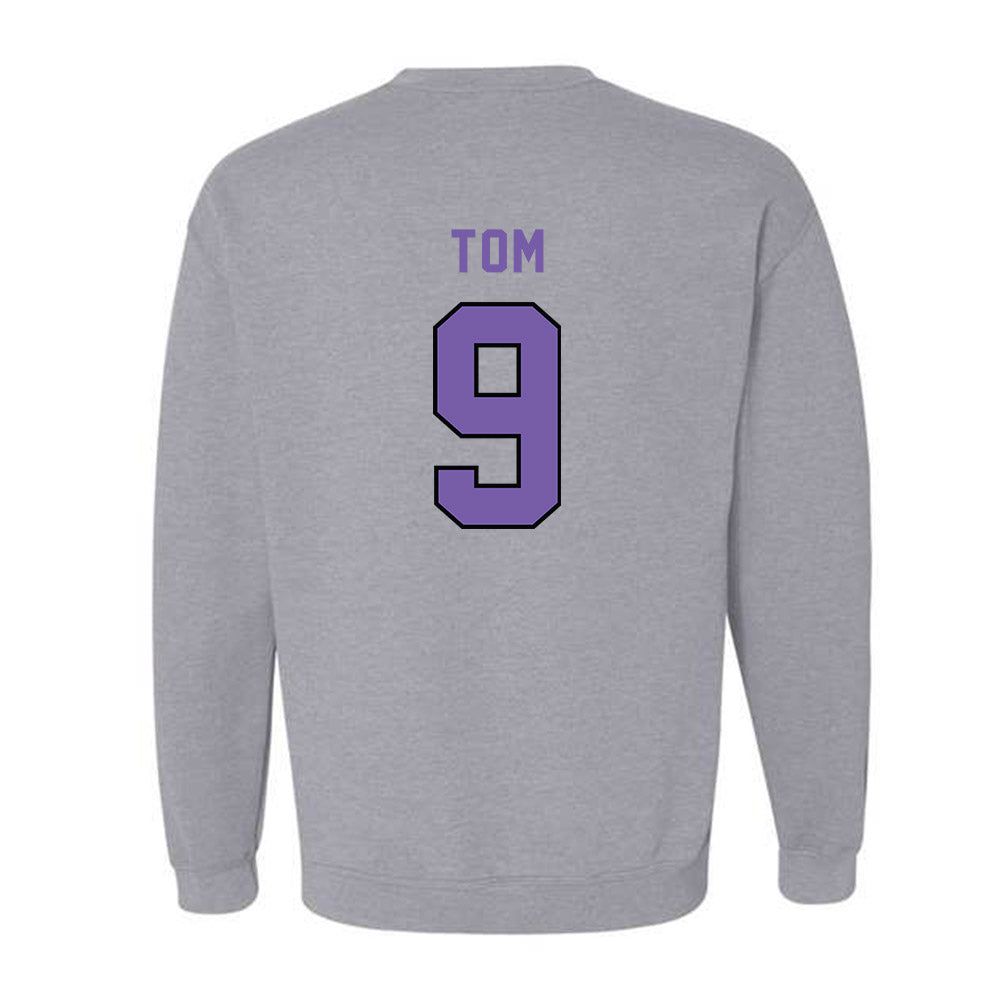 CCNY - NCAA Women's Volleyball : Nila Tom - Classic Shersey Crewneck Sweatshirt-1