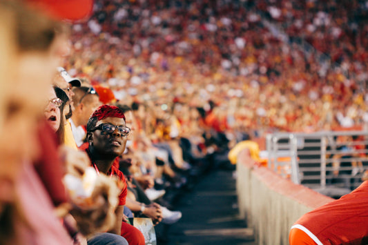 Athlete's Thread Revolutionizes Fan Experience with the Launch of Cutting-Edge Website for College Sports Enthusiasts
