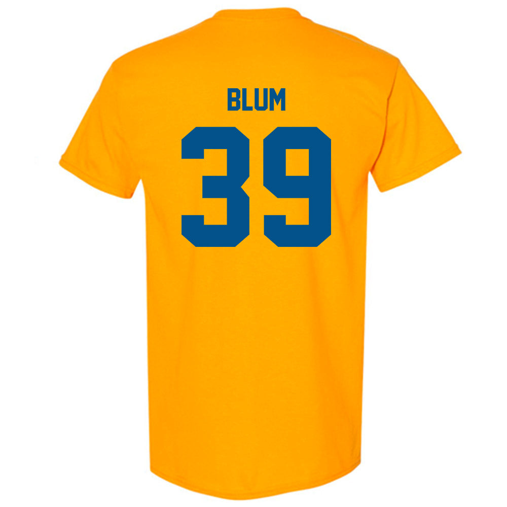 Delaware - NCAA Baseball : Brady Blum - Classic Fashion Shersey T-Shirt-1