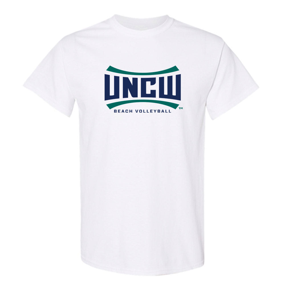 UNC Wilmington - NCAA Beach Volleyball : Hannah Parkinson - Classic Shersey T-Shirt-0