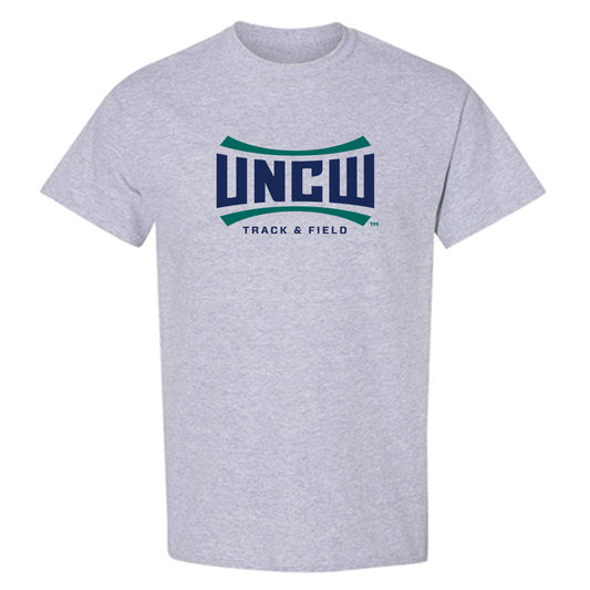 UNC Wilmington - NCAA Women's Track & Field : Ella Osada - Classic Shersey T-Shirt