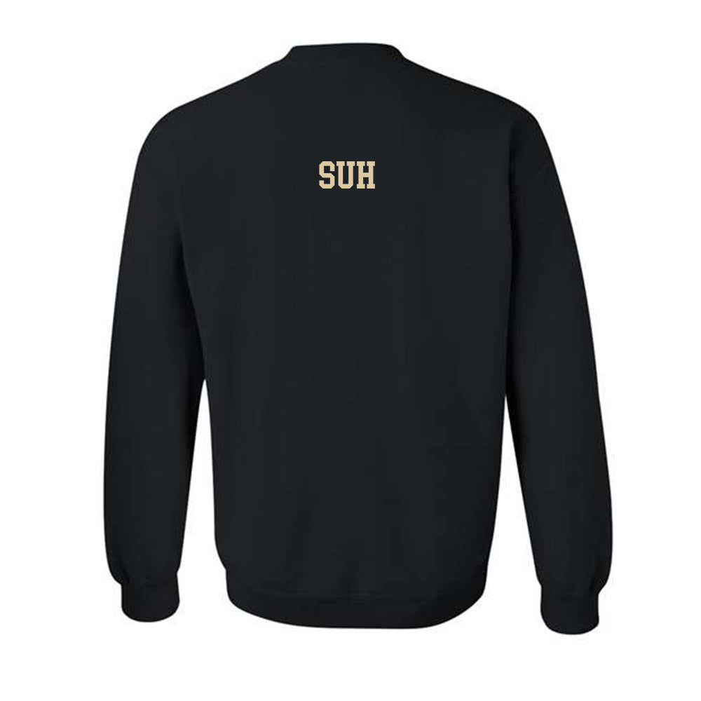 Boston College - NCAA Women's Golf : Danielle Suh - Classic Shersey Crewneck Sweatshirt-1