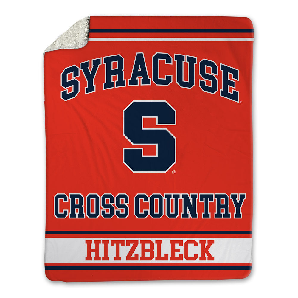 Syracuse - NCAA Women's Cross Country : Luise Hitzbleck - Blanket-0