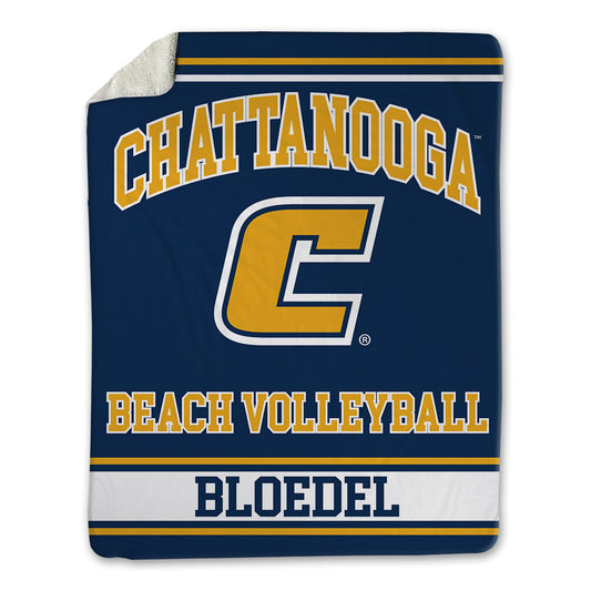 UTC - NCAA Beach Volleyball : Jocelyn Bloedel - Blanket-0