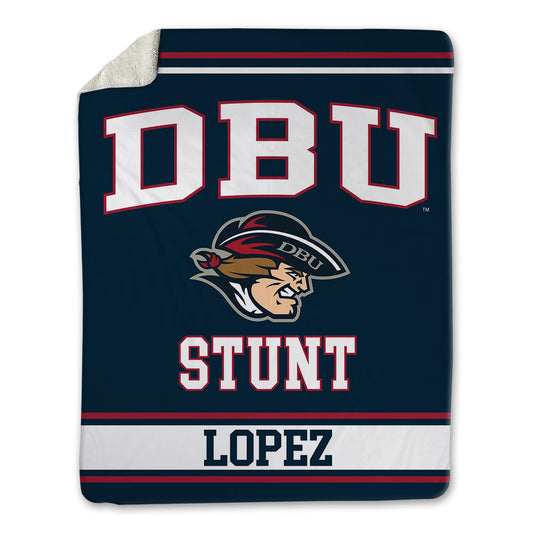 Dallas Baptist - NCAA Stunt : Fernanda Lopez - Blanket-0