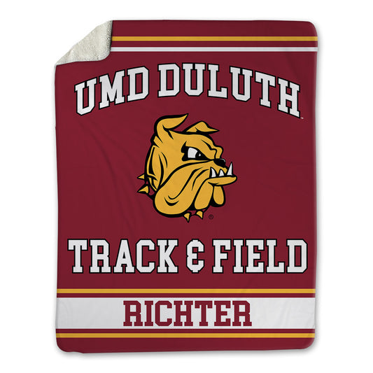 UMN Duluth - NCAA Men's Track & Field : Ryan Richter - Blanket-0