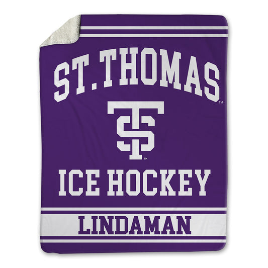 UST - NCAA Women's Ice Hockey : Ilsa Lindaman - Blanket-0