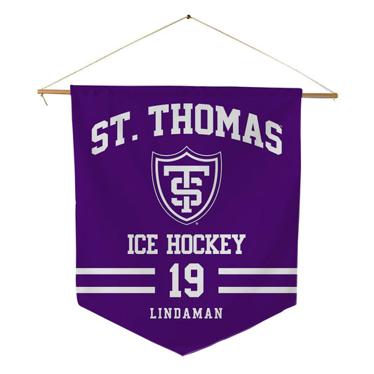 UST - NCAA Women's Ice Hockey : Ilsa Lindaman - Pennant - 18" x 21"-0