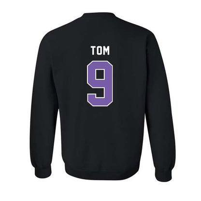 CCNY - NCAA Women's Volleyball : Nila Tom - Classic Shersey Crewneck Sweatshirt-1