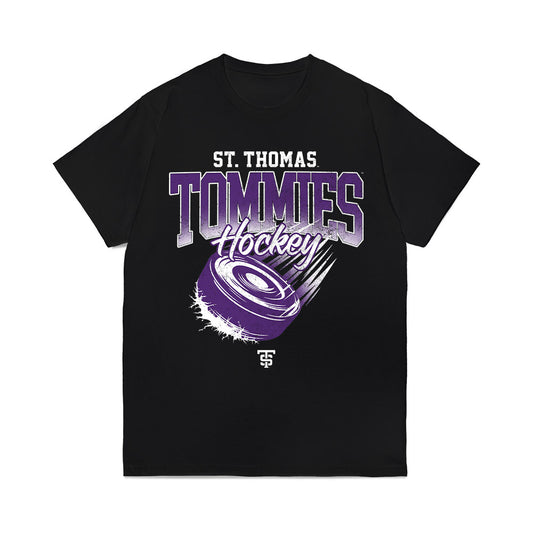 UST - NCAA Women's Ice Hockey : Ilsa Lindaman - Vintage Shersey Comfort Colors T-Shirt-0