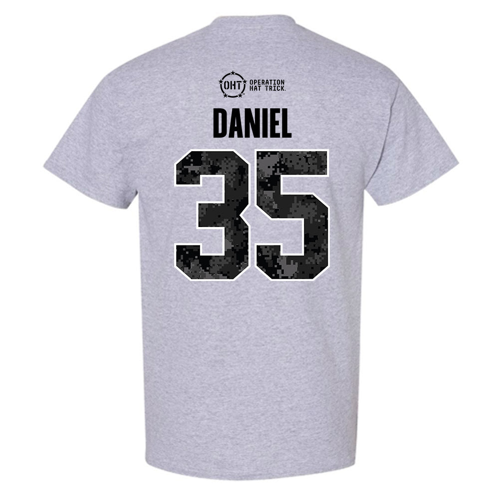 Vanderbilt - NCAA Football : Payne Daniel - T-Shirt-1
