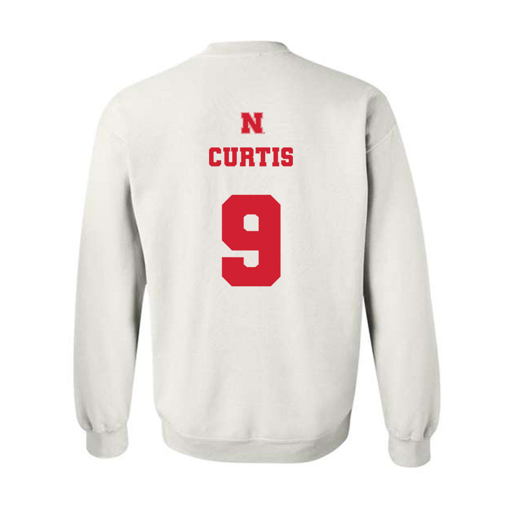 Nebraska - NCAA Men's Basketball : Leo Curtis - Generic Shersey Crewneck Sweatshirt-1